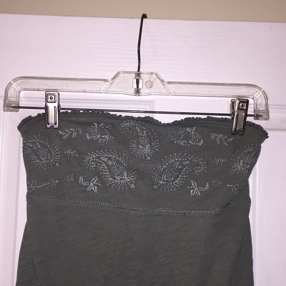 Perfect for stampede! Olive Green paisley American Eagle Tube Top - Picture 2 of 3
